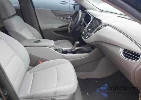 2018 Chevrolet Malibu Lt z USA, uszkodzony, nr VIN 1G1ZD5ST8JF136688